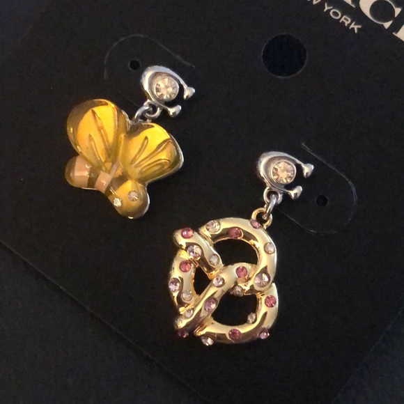 Coach Bumblebee & Pretzel Mismatch Drop Earrings With Signature C & Crystal NWT - Picture 11 of 13